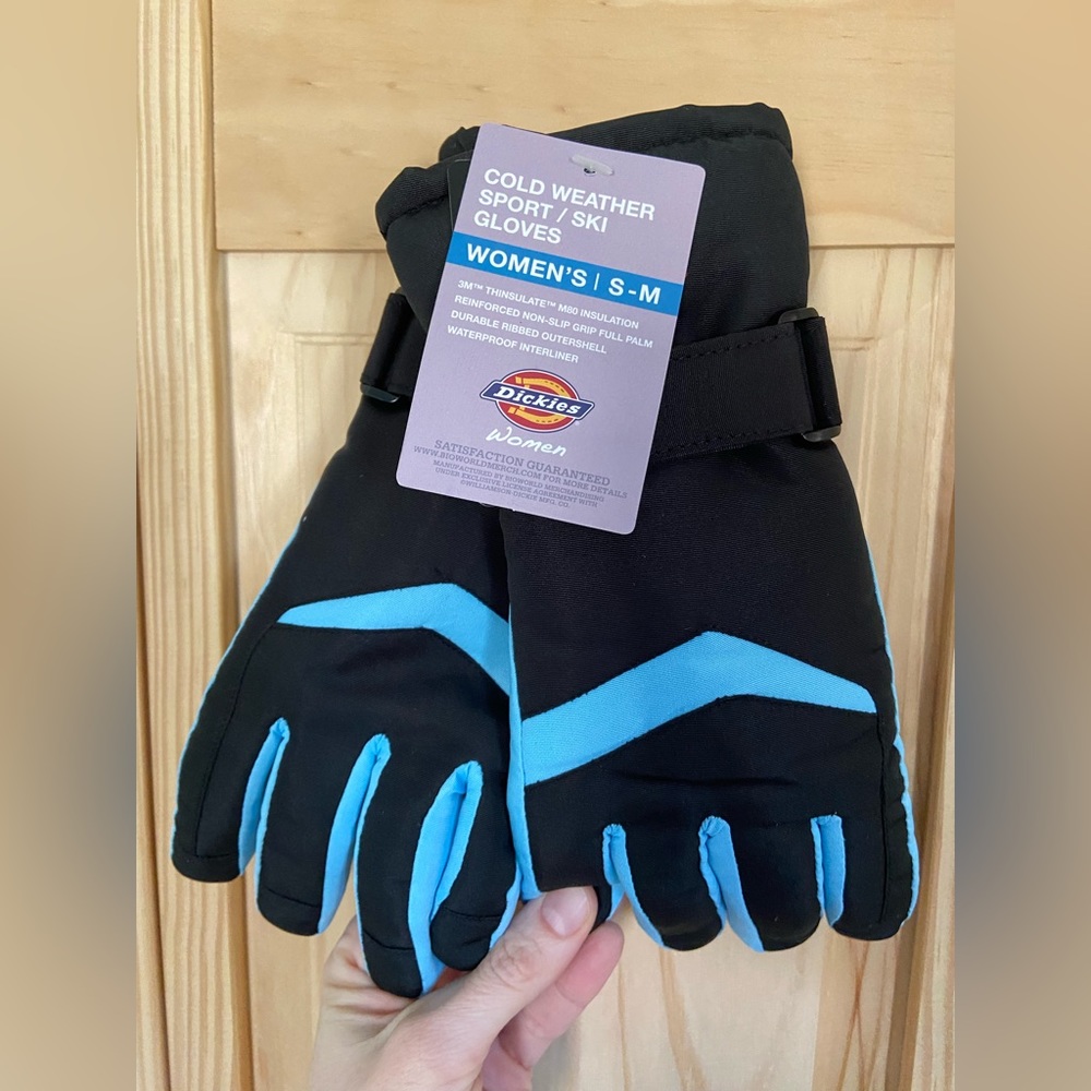 Dickies winter gloves women’s size small
